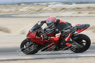 media/Nov-15-2025-Race Pace (Sat) [[8de605a2d8]]/Verified Riders/Turn 9 Inside (950am)/